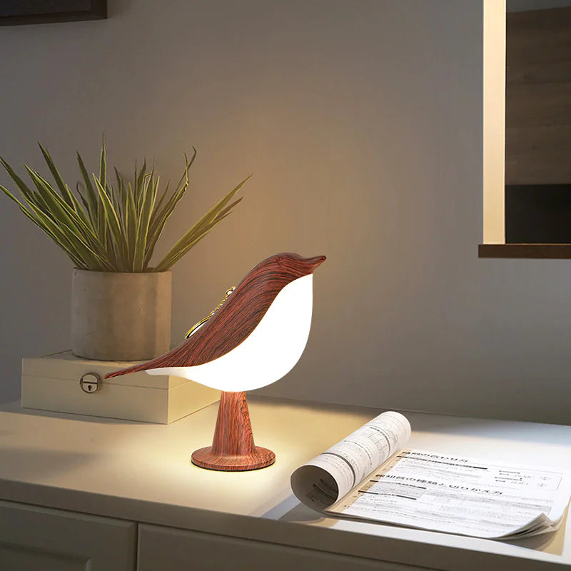 Magpie LED Lamp